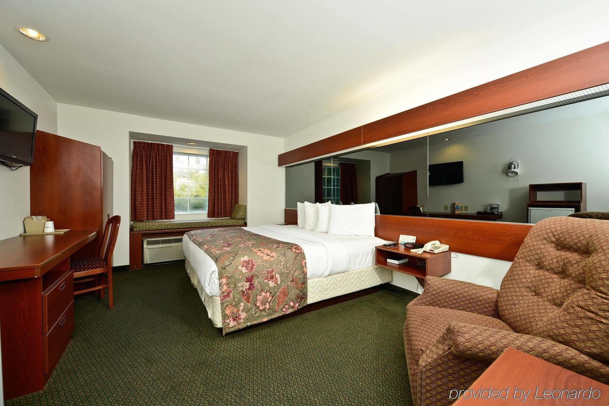 Americas Best Value Inn Lake Charles Interstate 210 Zewnętrze zdjęcie