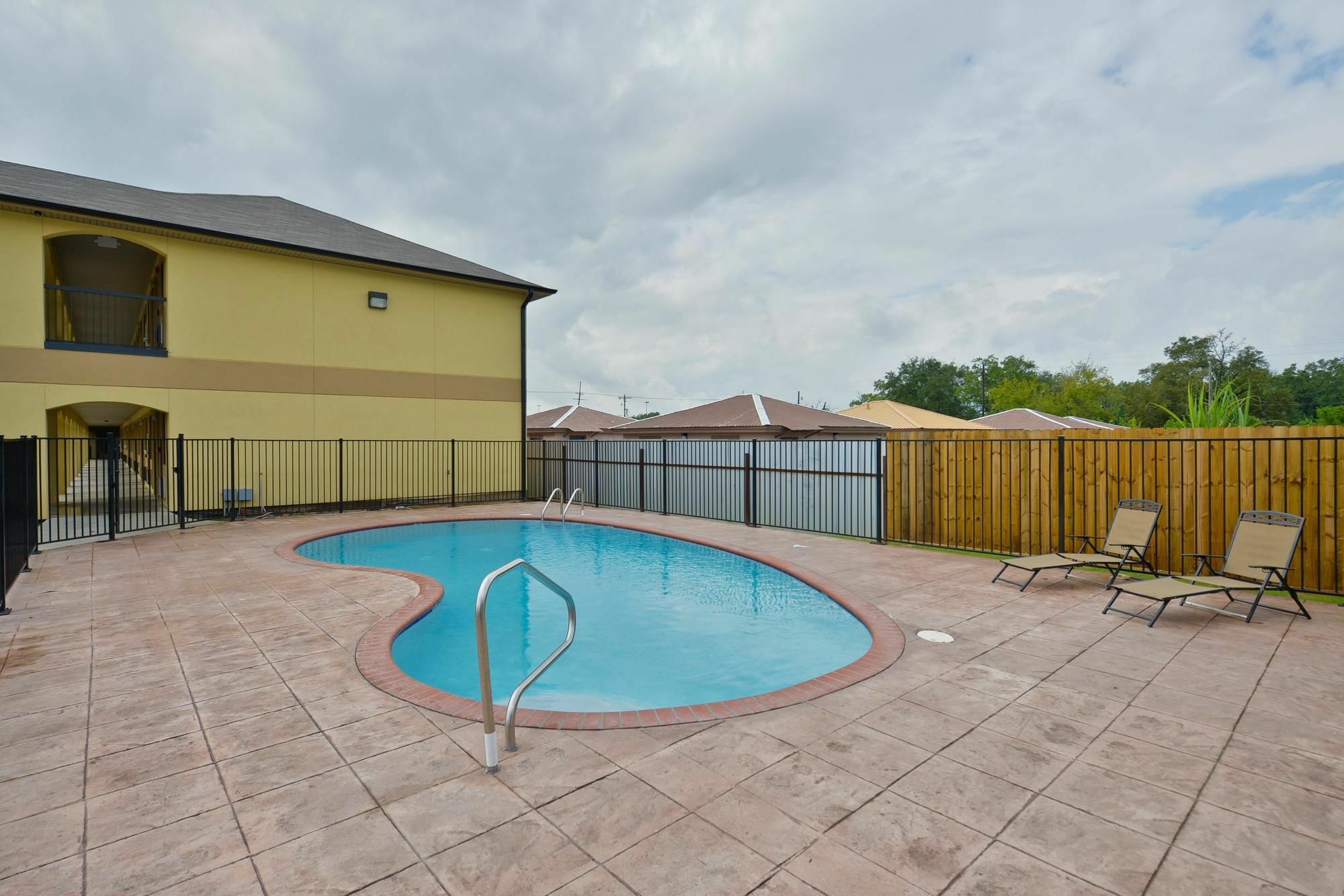 Americas Best Value Inn Lake Charles Interstate 210 Udogodnienia zdjęcie